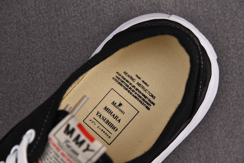 MAISON MIHARA SNEAKERS