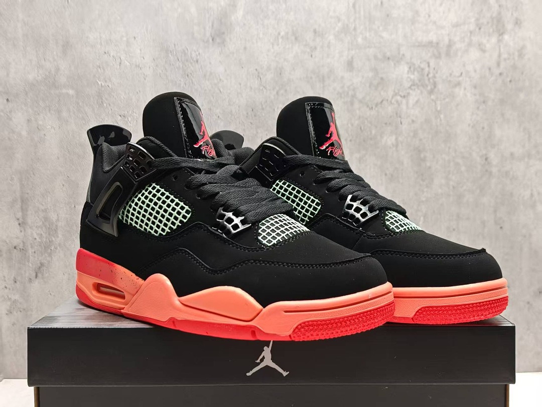 Air Jordan 4 Retro