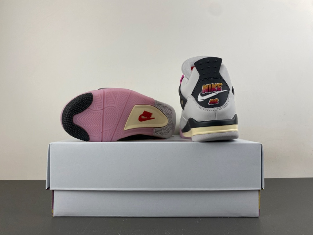 Air Jordan 4 Retro