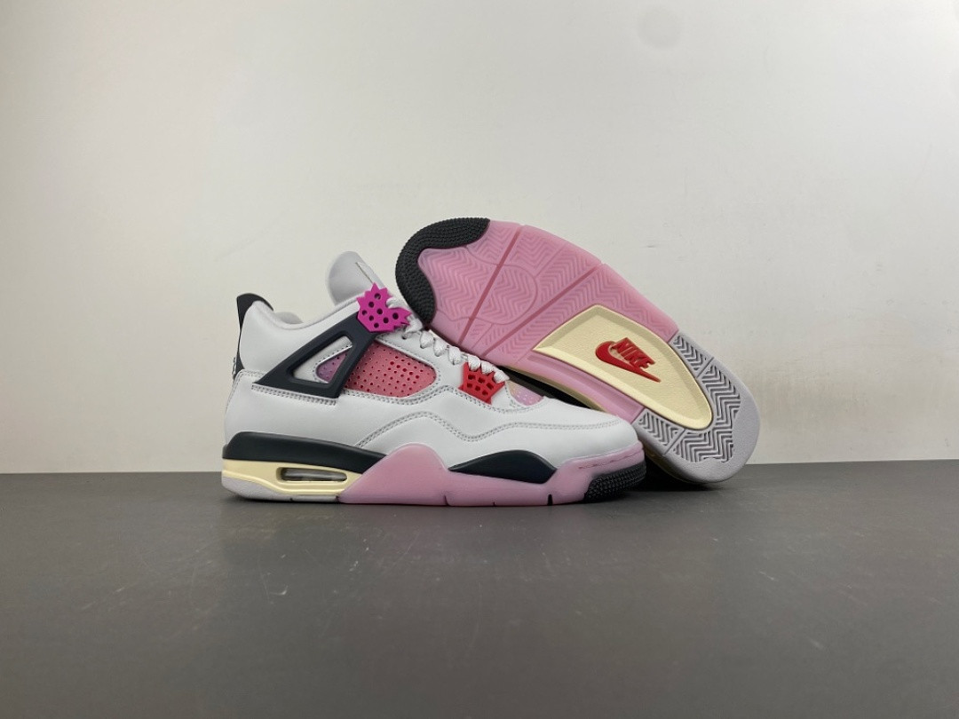 Air Jordan 4 Retro