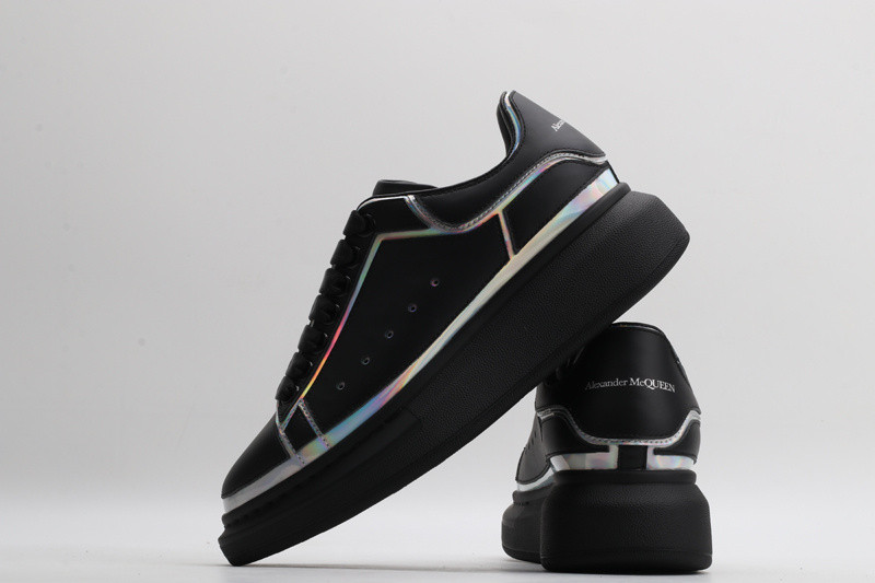 ALEXANDER MCQUEEN SNEAKER