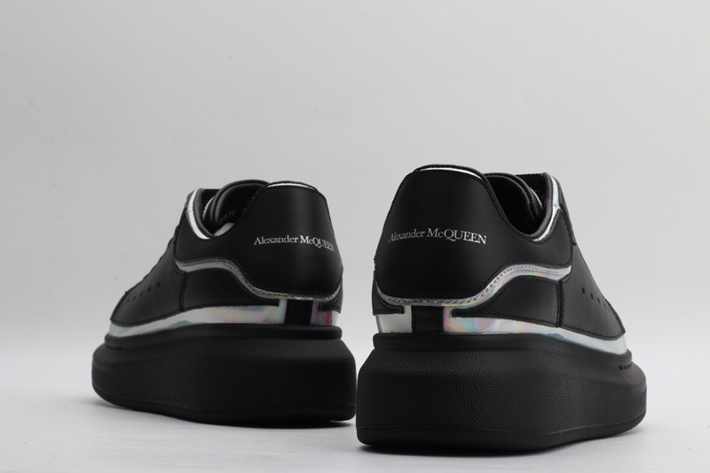 ALEXANDER MCQUEEN SNEAKER