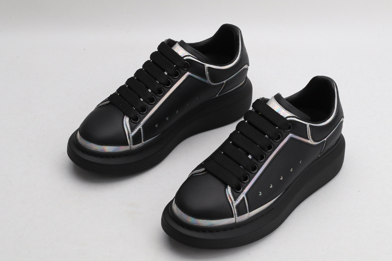 ALEXANDER MCQUEEN SNEAKER