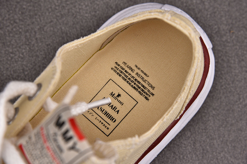 MAISON MIHARA SNEAKERS