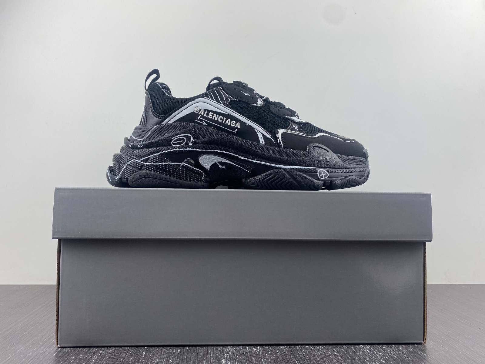 Ba*len*cia*ga triple s 536737 w2fw6 0102