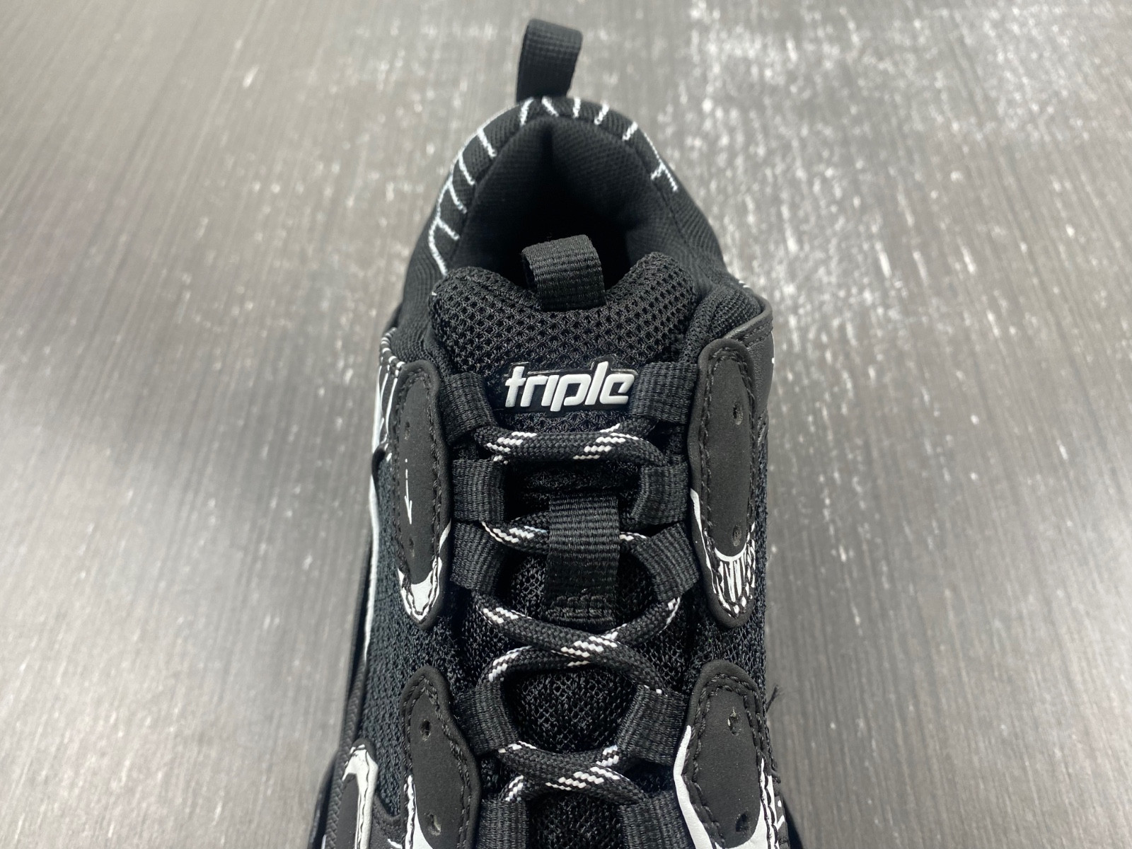 Ba*len*cia*ga triple s 536737 w2fw6 0102