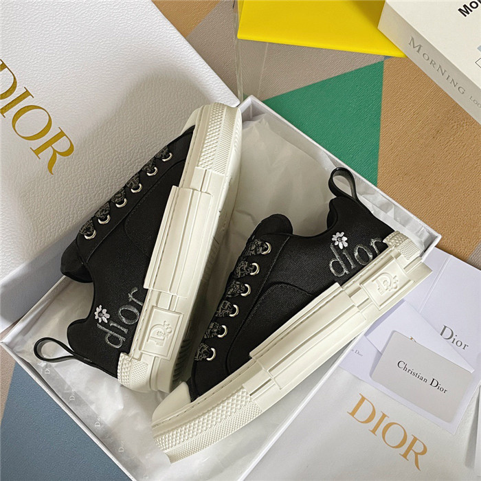 B23 SKATER SNEAKER