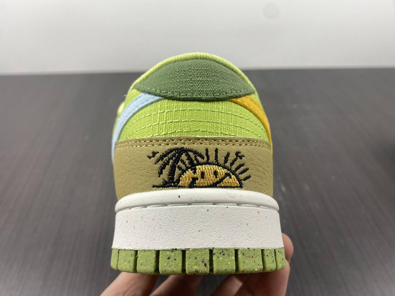 Nike Dunk Low Sun Club DM0583-800