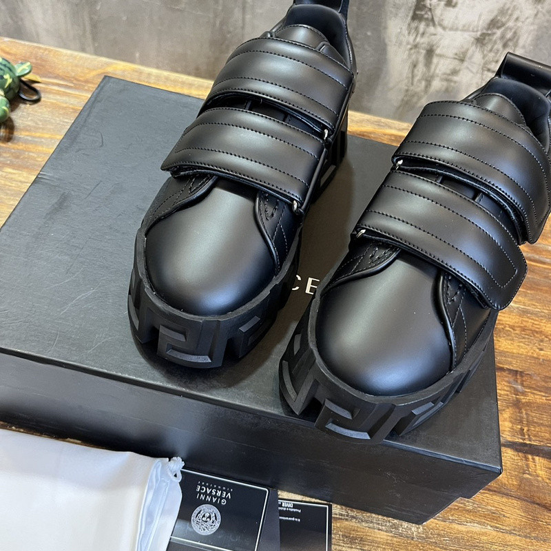 VERSACE SNEAKER