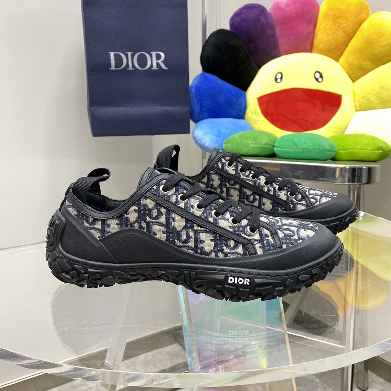 DR B28 SNEAKER