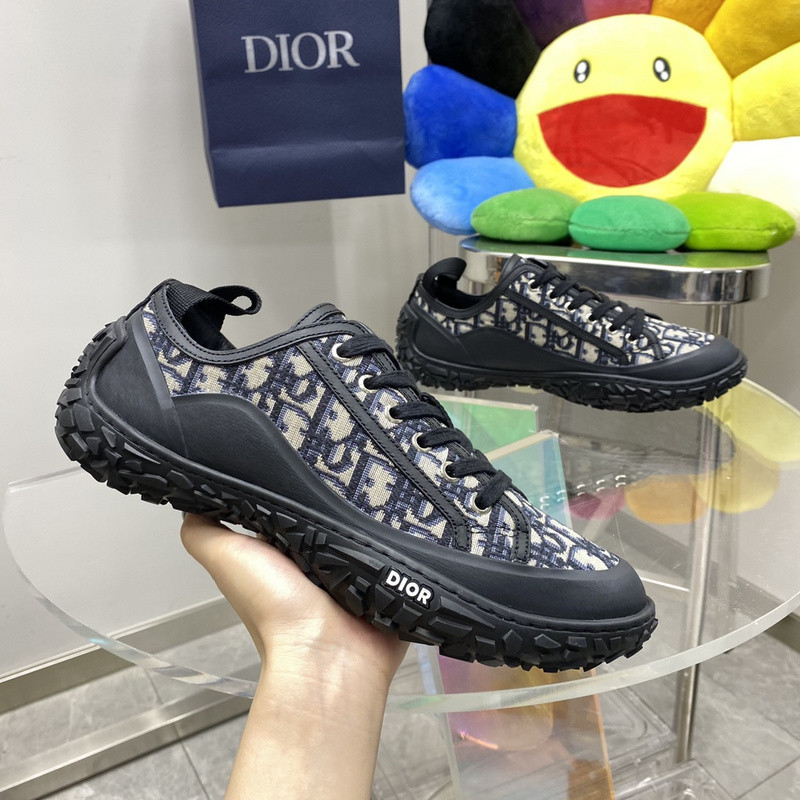 DR B28 SNEAKER