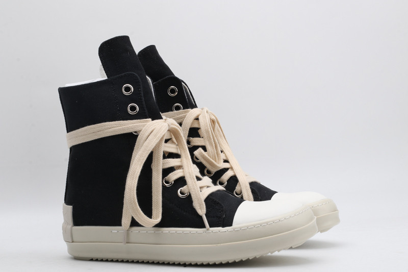 RICK 0WENS SNEAKERS