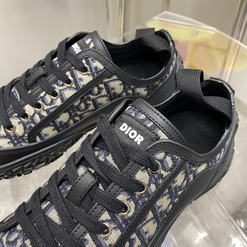 DR B28 SNEAKER