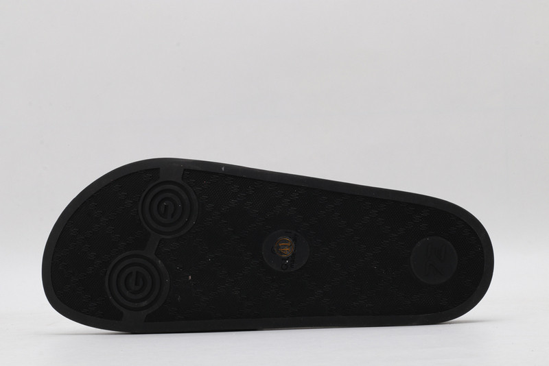 GUC LEATHER SLIDE