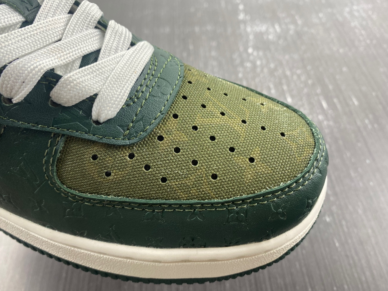 NIKE AIR FORCE 1 LOW BY VIRGIL ABLOH