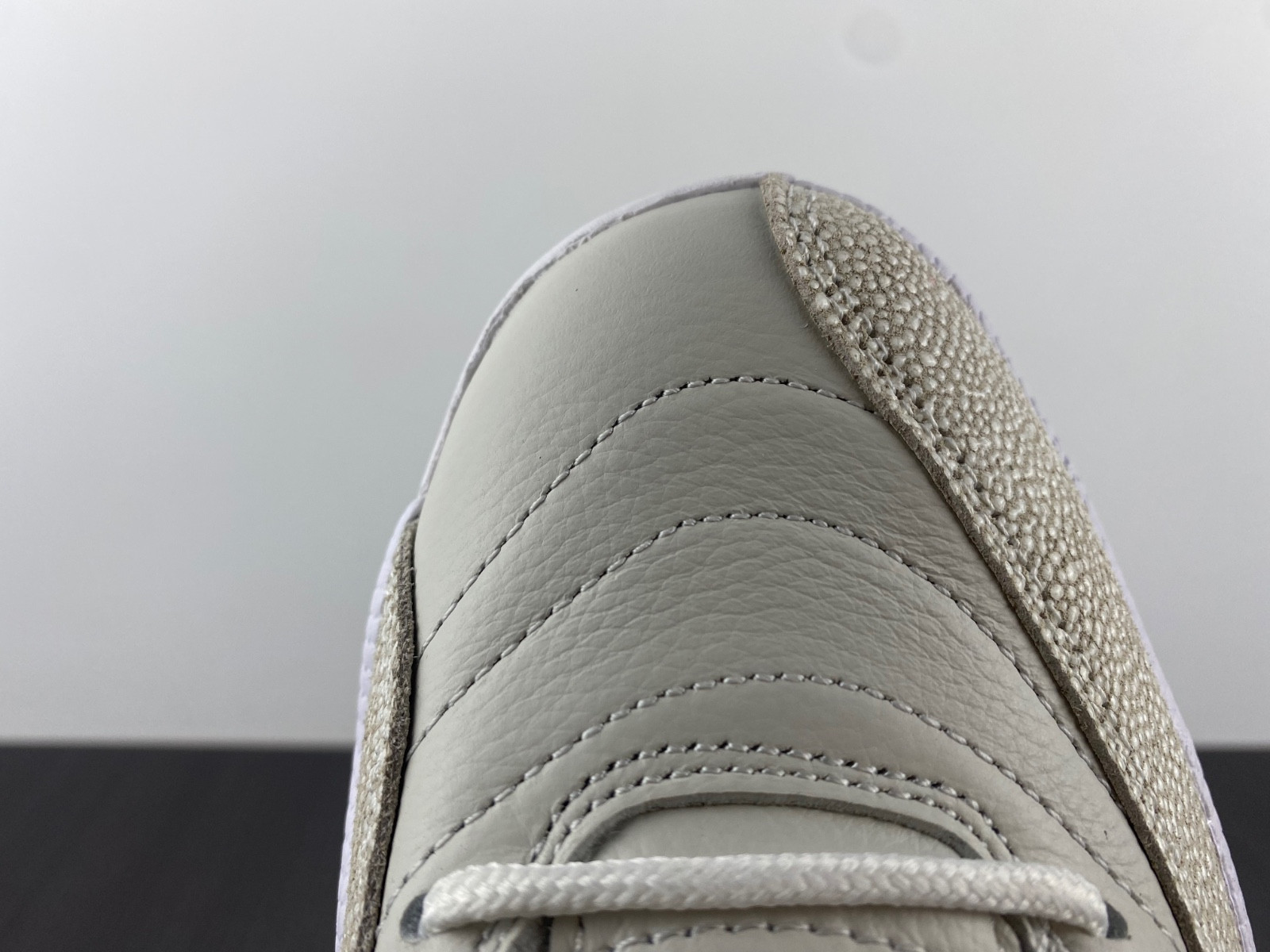 Air Jordan 12 Retro “OVO White” 873864-102
