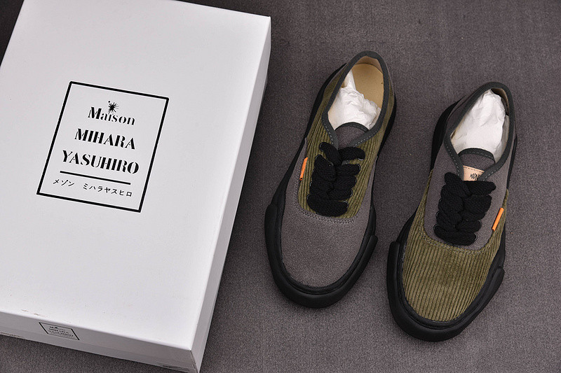 MAISON MIHARA SNEAKERS