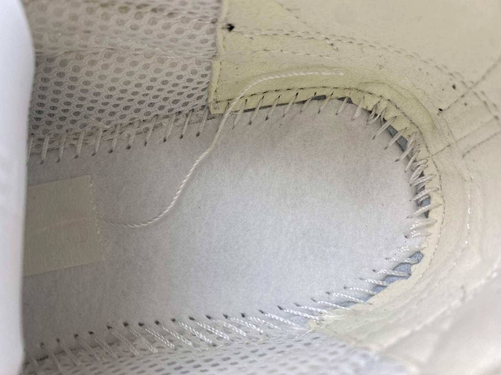 CHA_NEL SNEAKERS