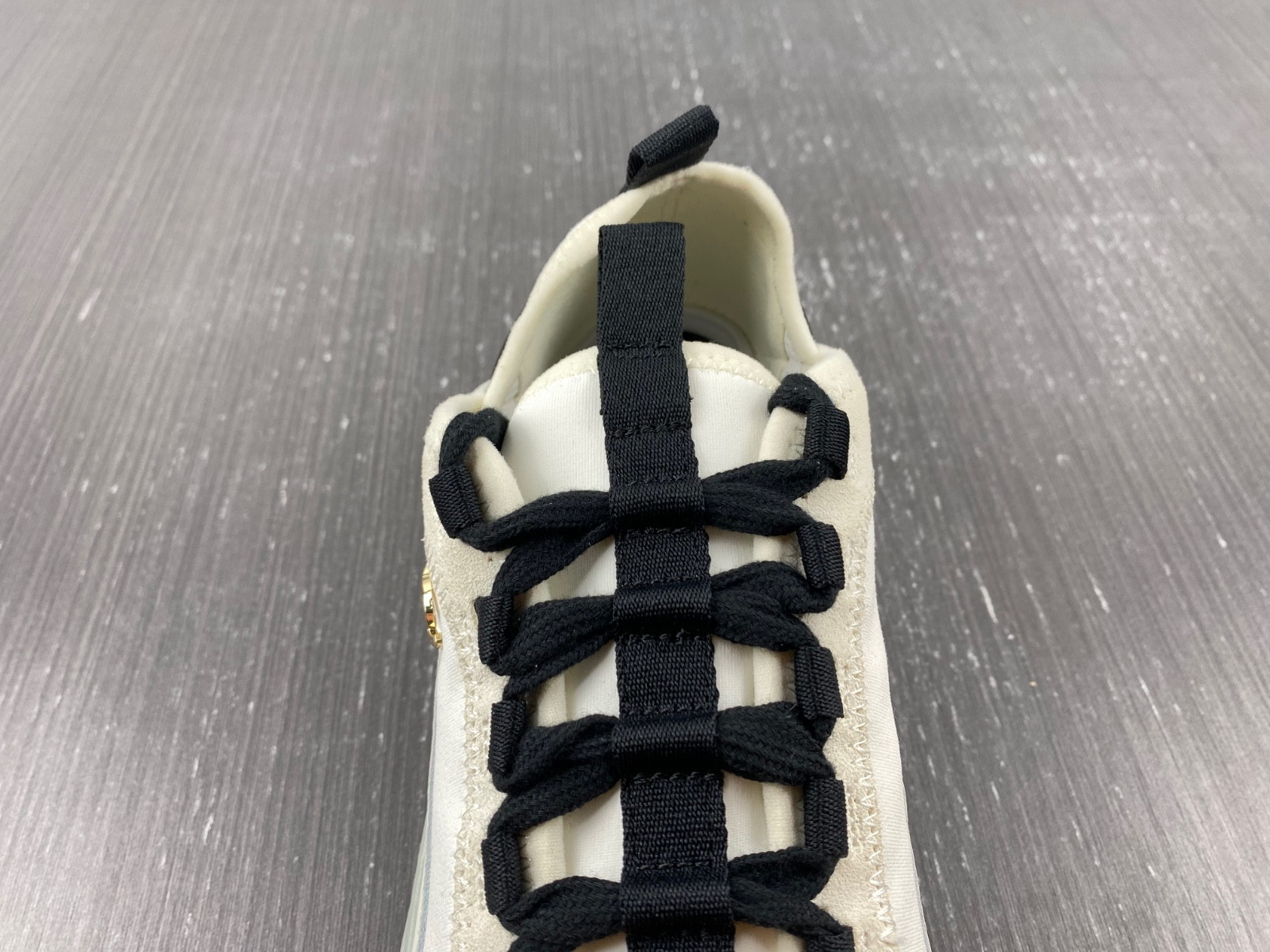 CHA_NEL SNEAKERS