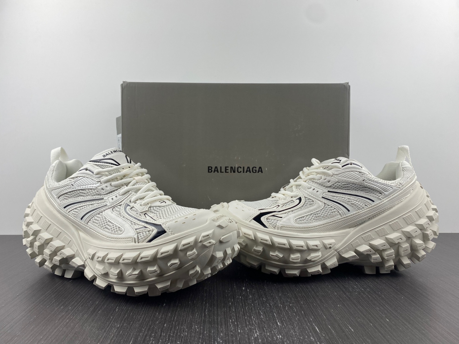 Ba*len*cia*ga bouncer chunky-sole sneakers