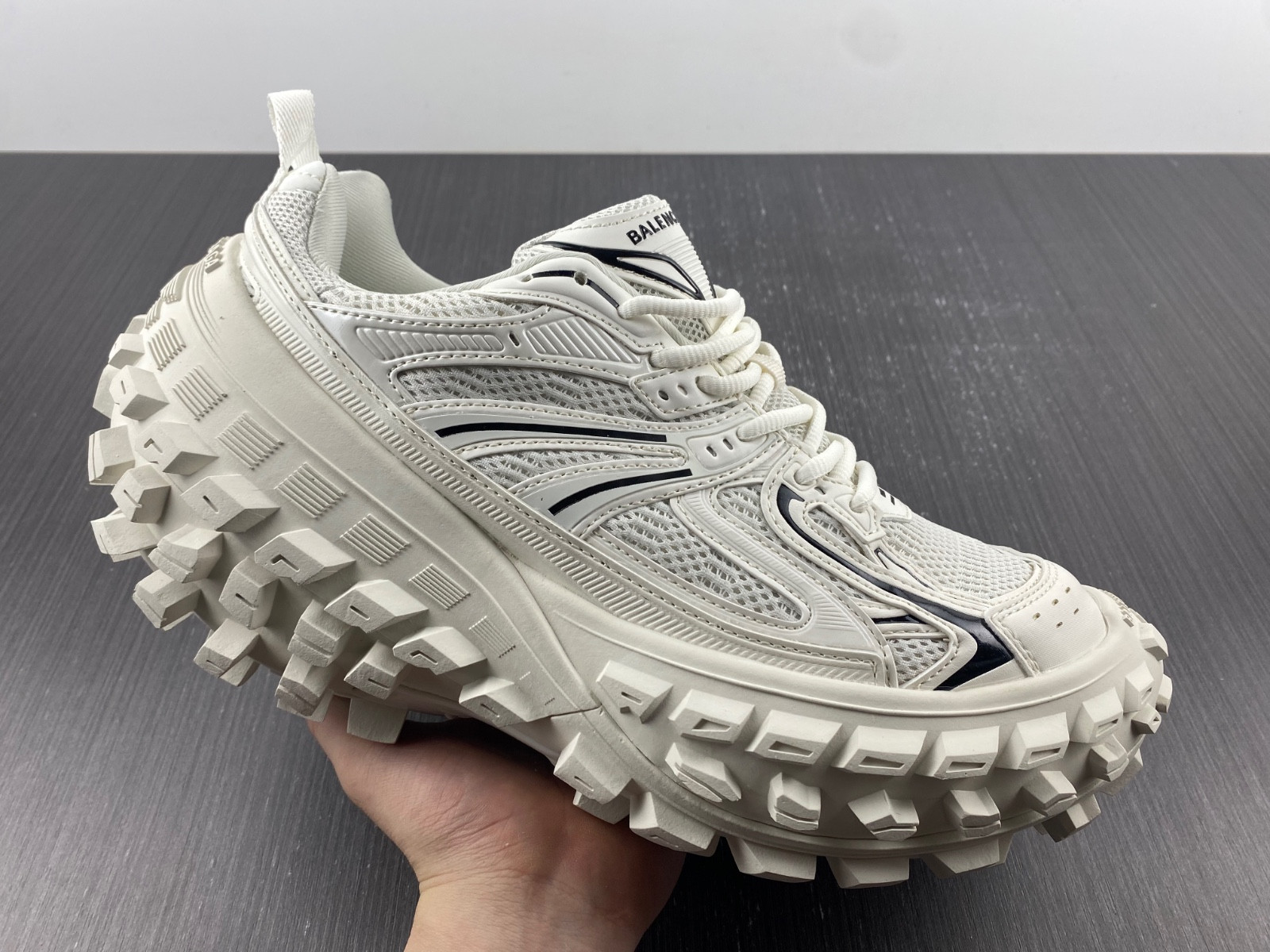 Ba*len*cia*ga bouncer chunky-sole sneakers