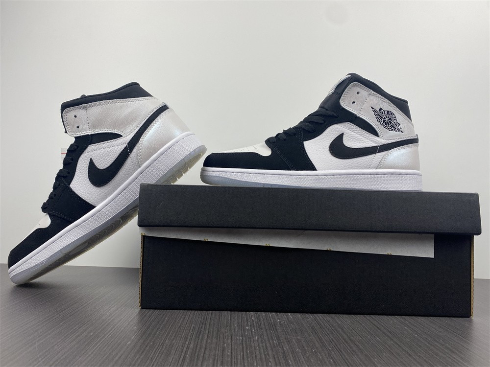 Air Jordan 1 Mid “Diamond Shorts” DH6933-100