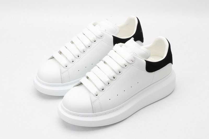 ALEXANDER MCQUEEN SNEAKER