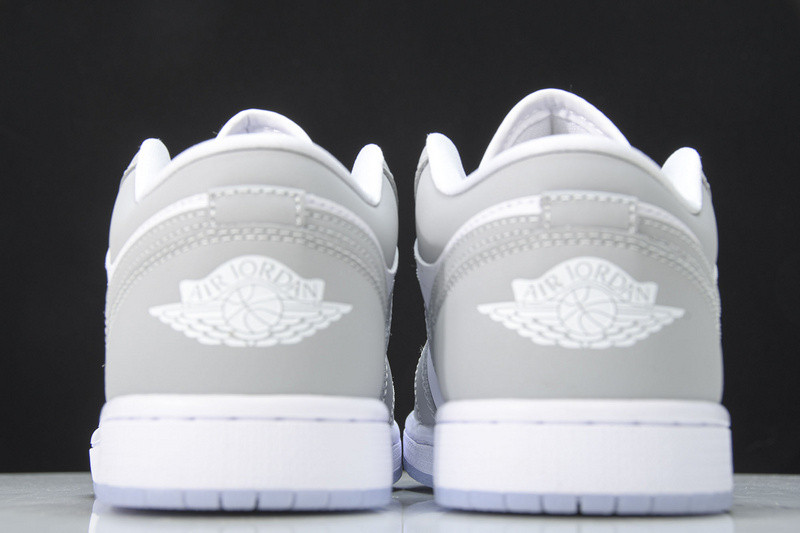 AIR JORDAN 1 LOW