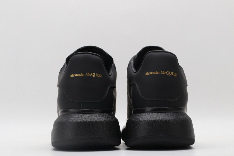 ALEXANDER MCQUEEN SNEAKER