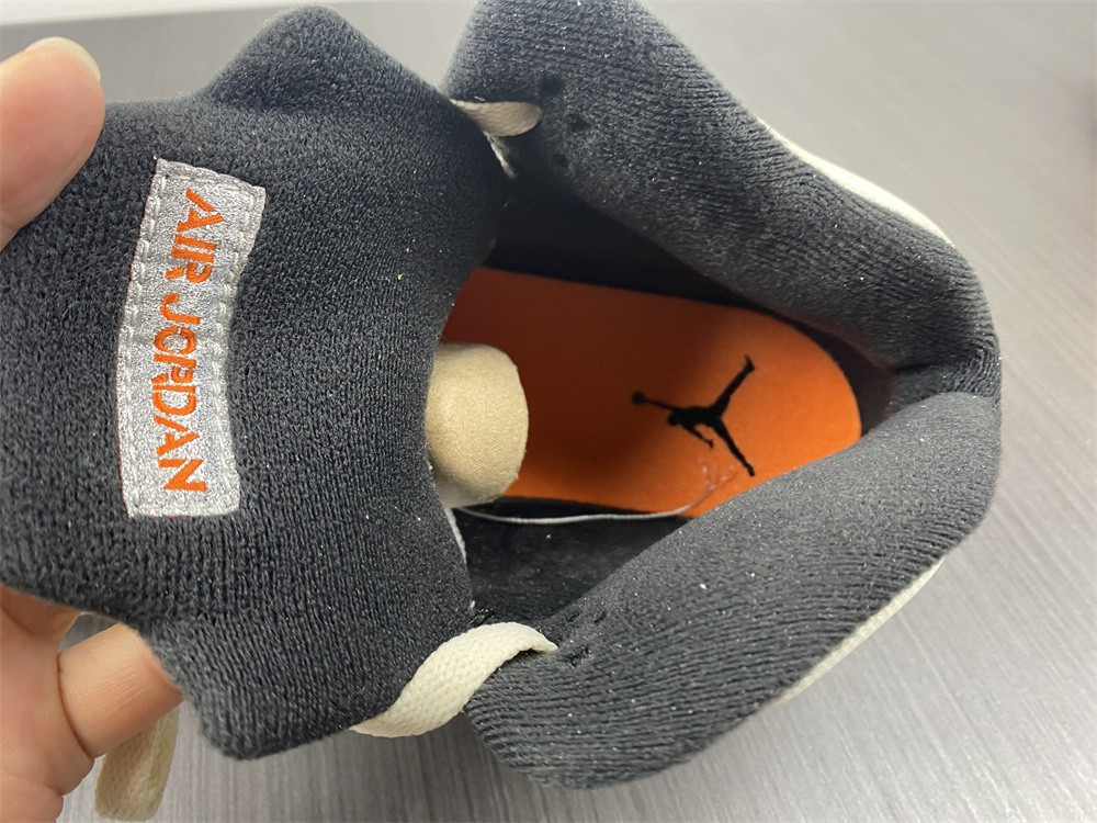 AIR JORDAN 5 “SHATTERED BACKBOARD” DC1060-100