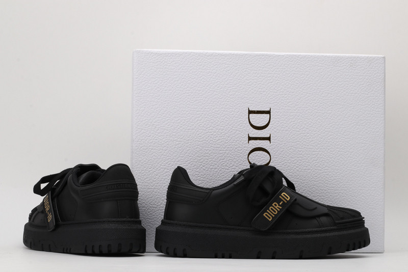 D*or sneakers