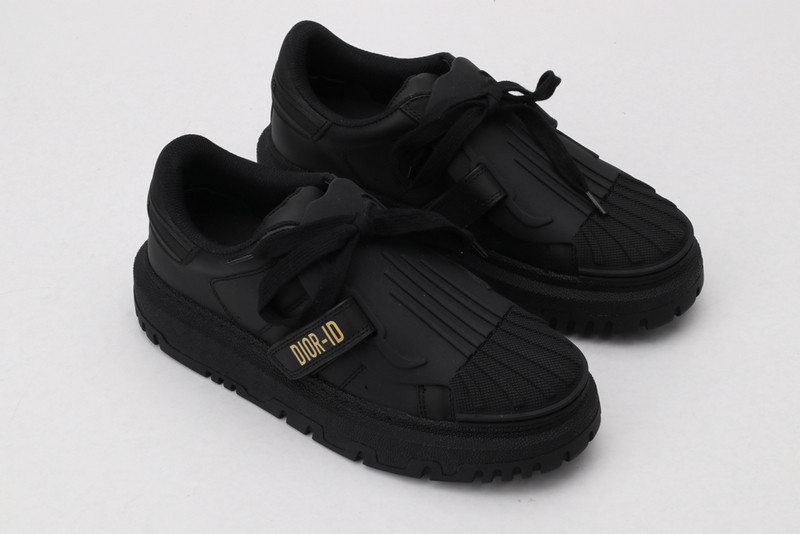 D*or sneakers