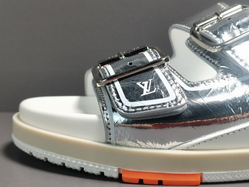 LOU1_TON SLIPPERS