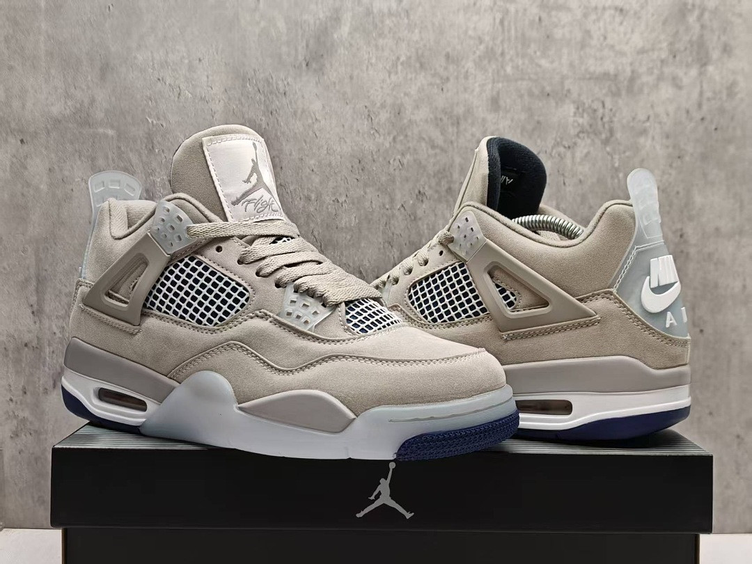 Air Jordan 4