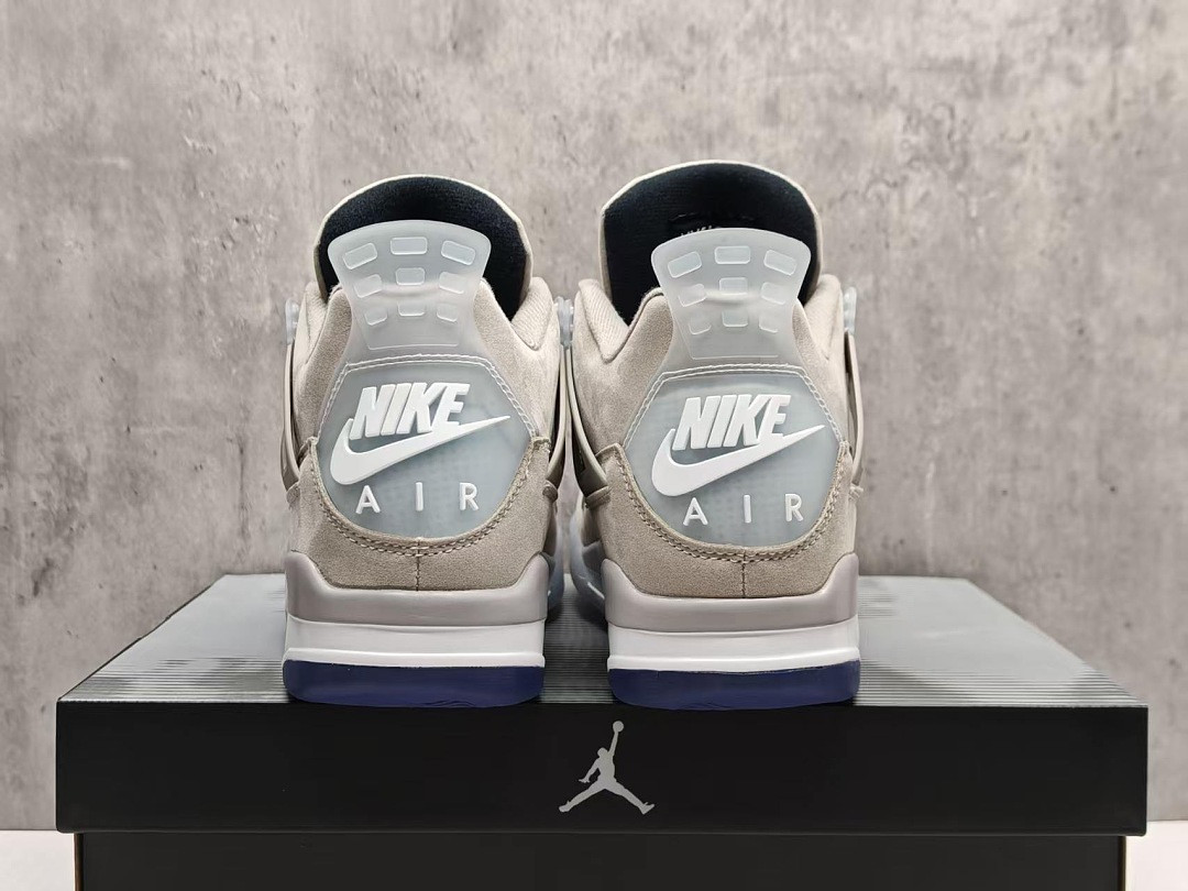 Air Jordan 4