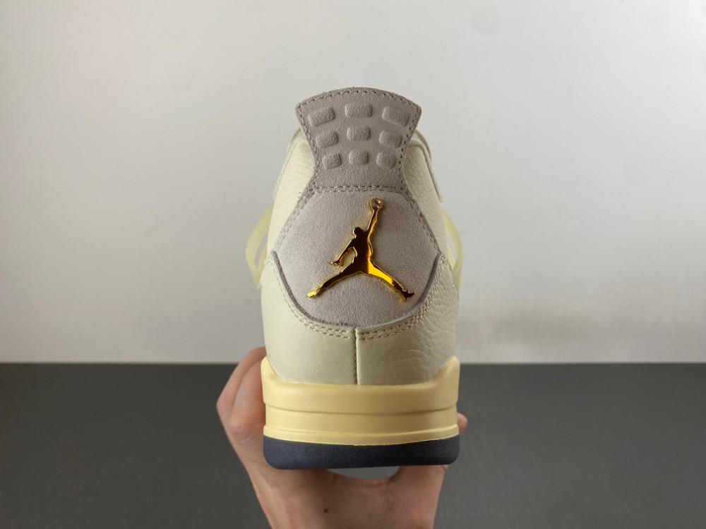Air Jordan Wmns 4 Retro