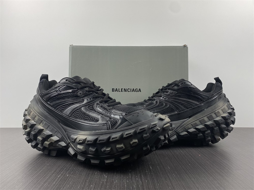 Ba*len*cia*ga bouncer chunky-sole sneakers