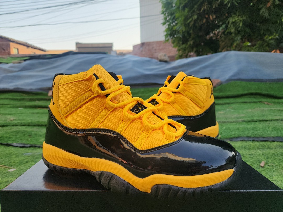 AJ 11 black and yellow New Arrivals