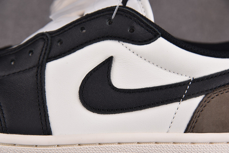 Air Jordan 1 Retro Low OG "Mocha" CZ0790-102