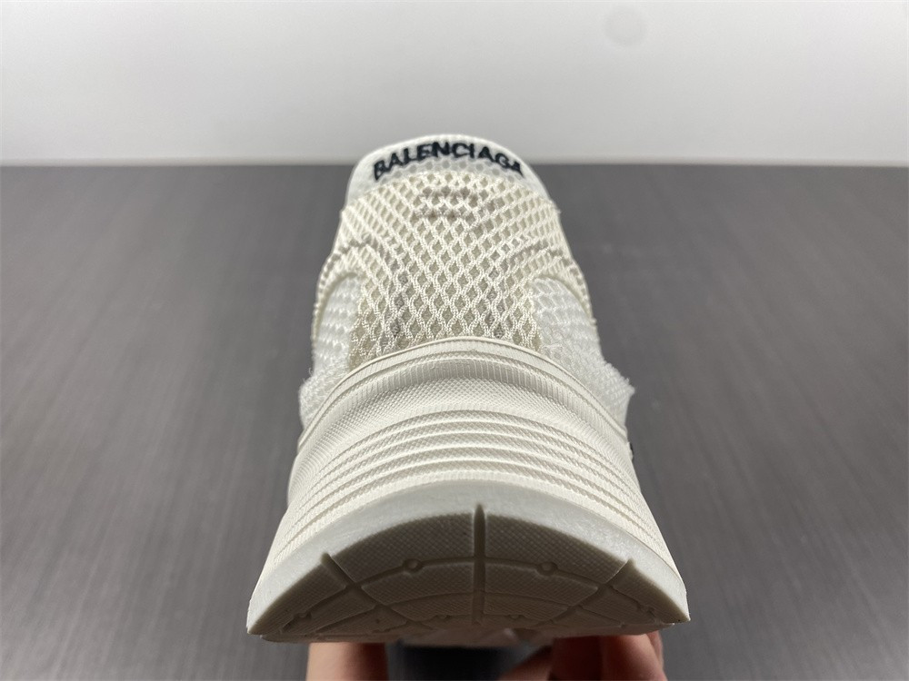 Ba*len*cia*ga phantom sneaker
