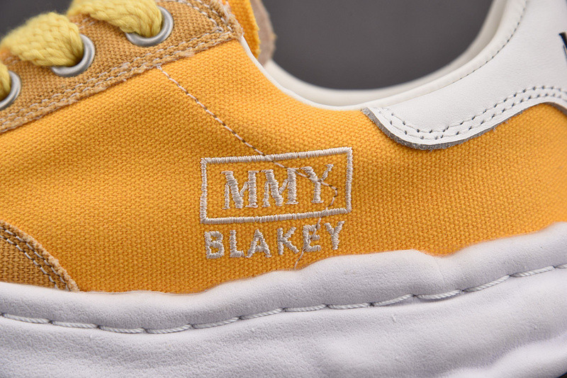 MAISON MIHARA SNEAKERS