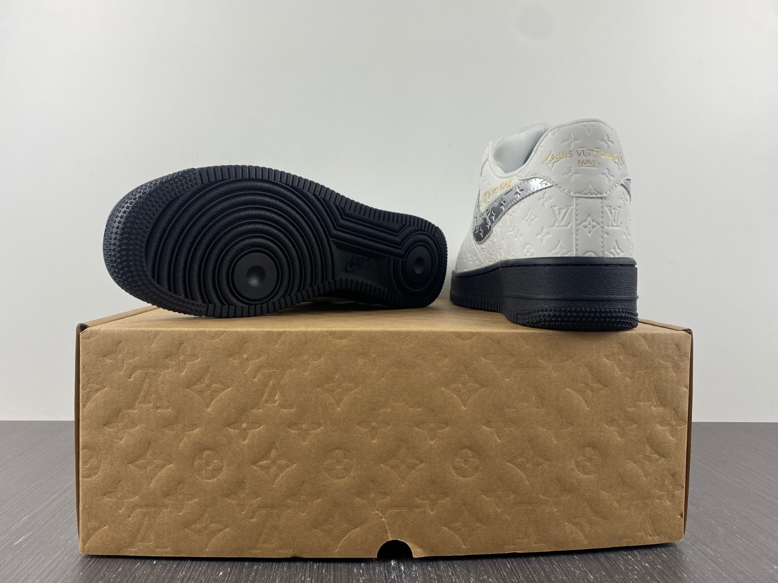NIKE AIR FORCE 1 LOW BY VIRGIL ABLOH