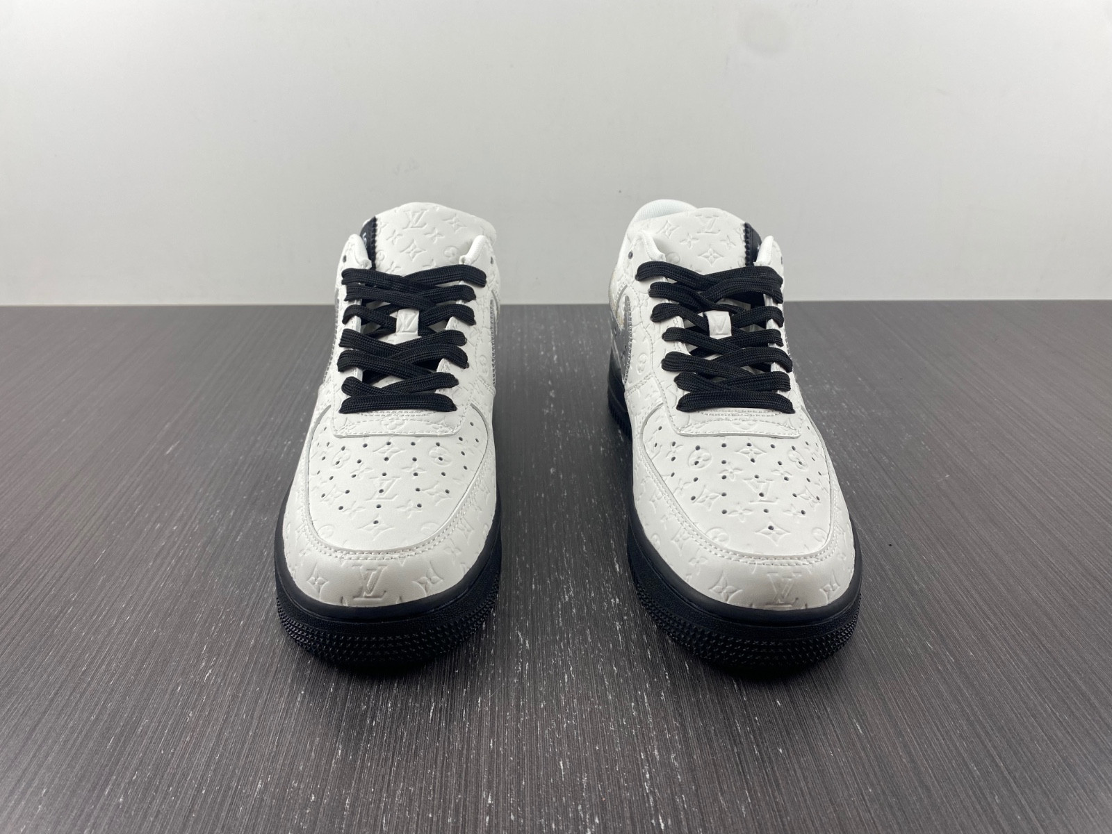 NIKE AIR FORCE 1 LOW BY VIRGIL ABLOH