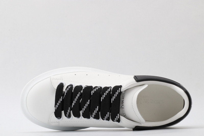 ALEXANDER MCQUEEN SNEAKER