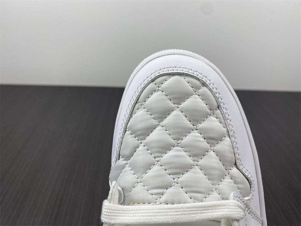 AIR JORDAN 1 MID SE 