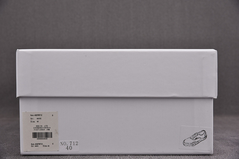 MAISON MIHARA SNEAKERS