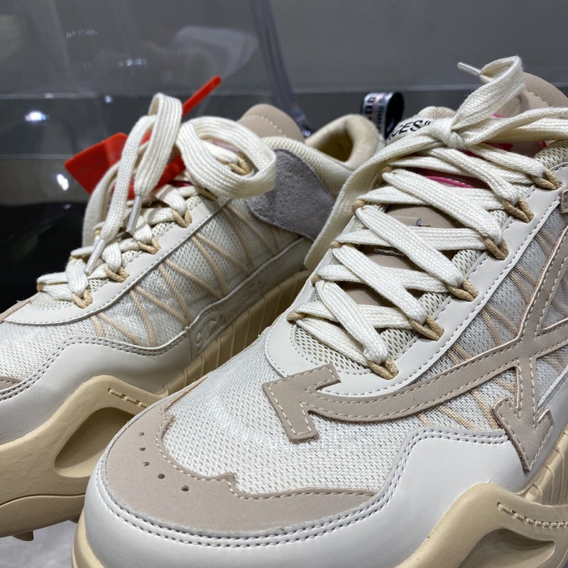 OW C/O ODSY-1000 SPORTS SHOES