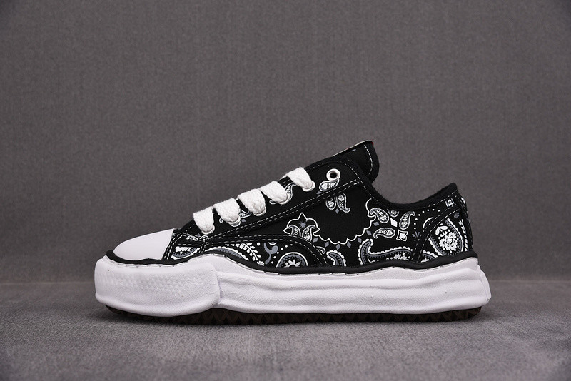 MAISON MIHARA SNEAKERS