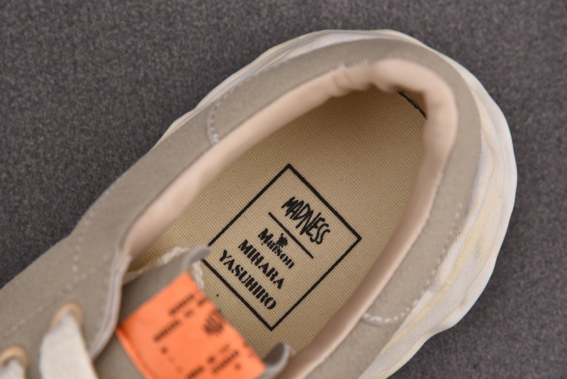 MAISON MIHARA SNEAKERS