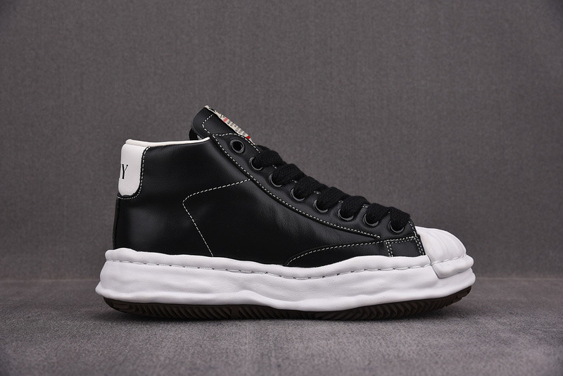 MAISON MIHARA SNEAKERS
